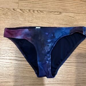 Athleta Swim “Clean medium” Bikini Bottom. Size is XXS. Multi Colored. Low rise!